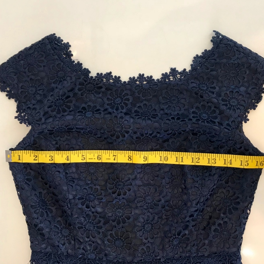 Laundry By Shelli Segal Lace Dress - Picture 7 of 8